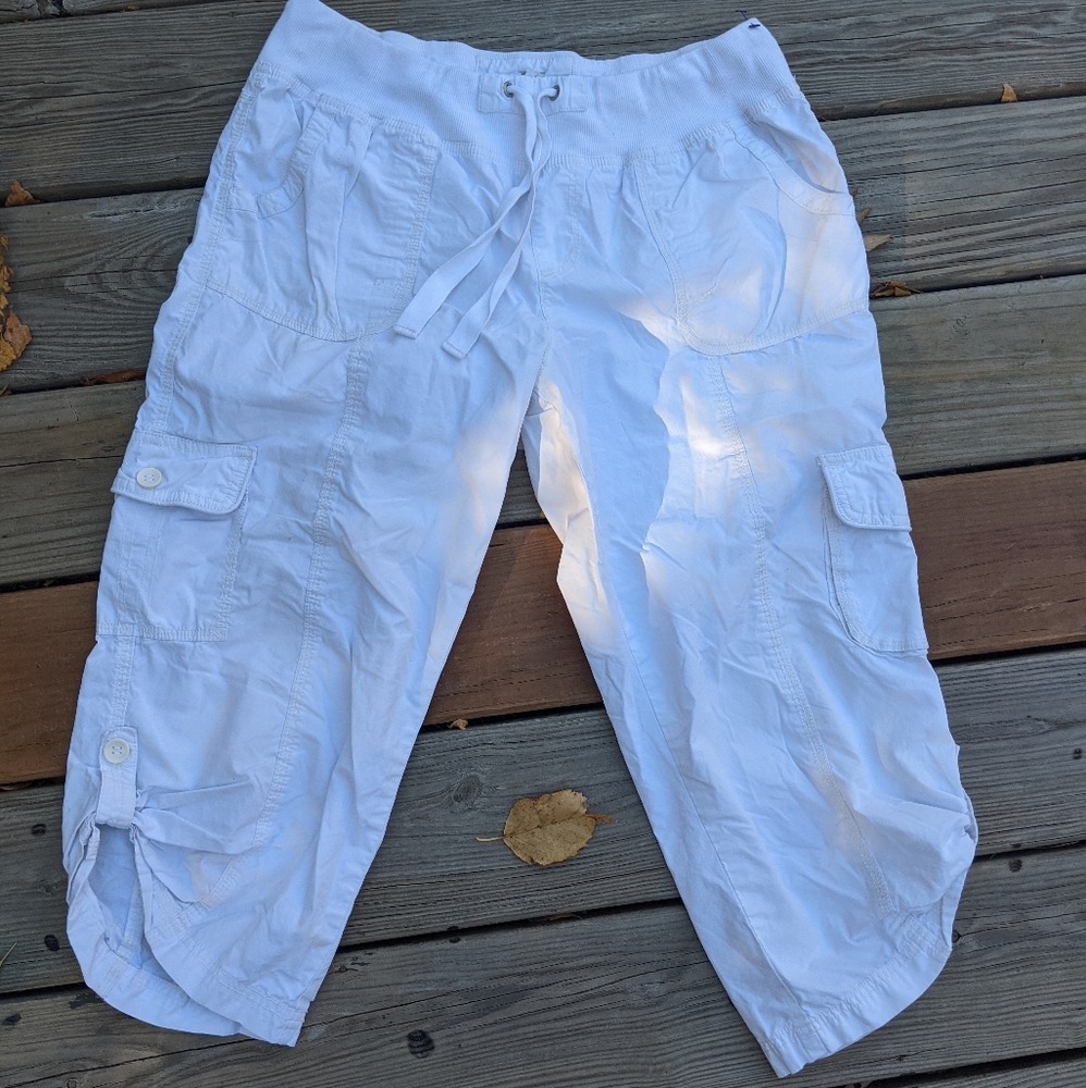 White Calvin Klein Capri Pants